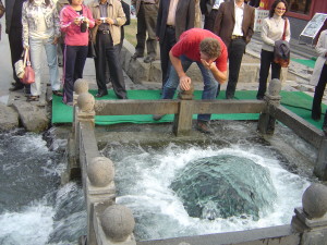 Tasting groundwater at a large karst spring in China